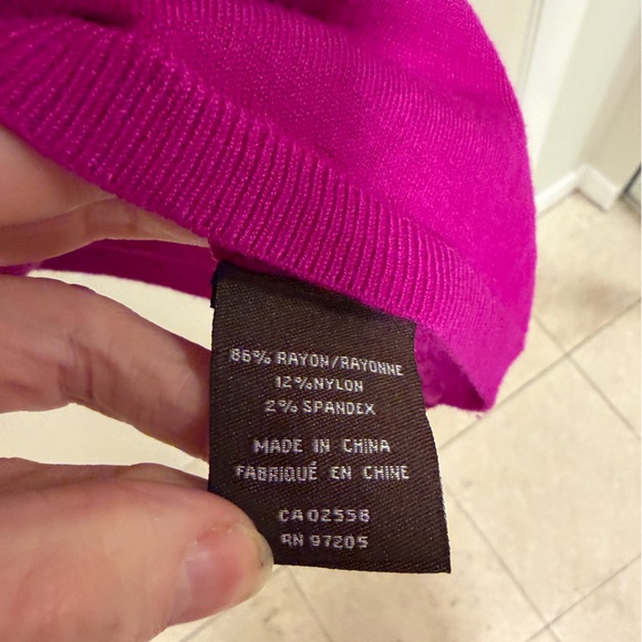 Danier Women's Vibrant Magenta Sweater - Picture 7 of 9